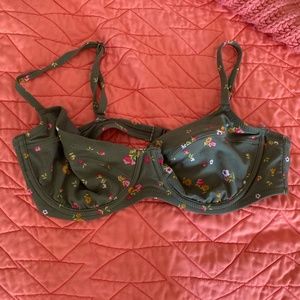Flowery bikini top